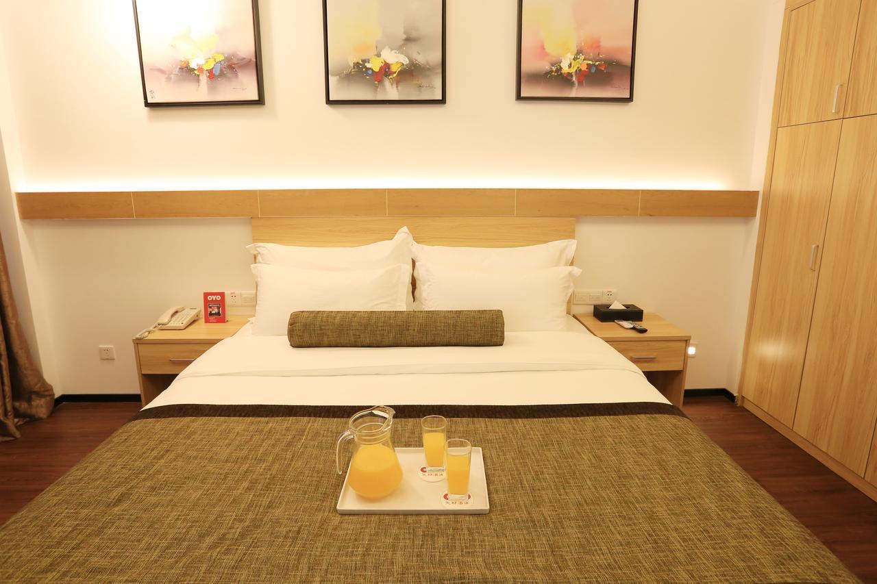 Oyo8001 Tiandi Hotel Shenzhen Esterno foto