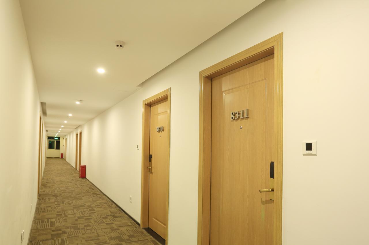 Oyo8001 Tiandi Hotel Shenzhen Esterno foto