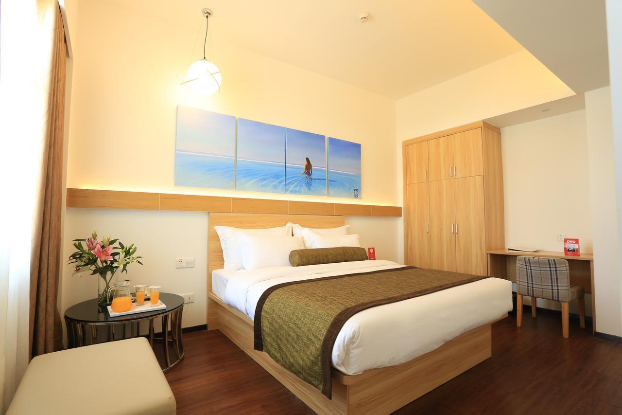 Oyo8001 Tiandi Hotel Shenzhen Esterno foto